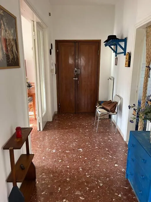 Sunny 2-Bedrooms Apartment Lido di Camaiore Italia