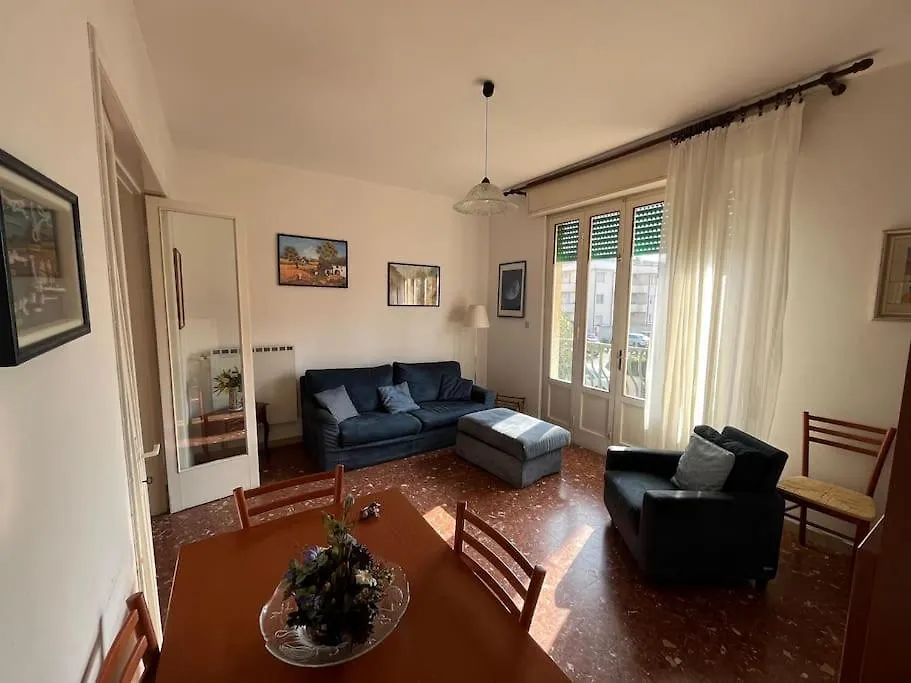 Sunny 2-Bedrooms Apartment 利多迪卡马约雷 意大利